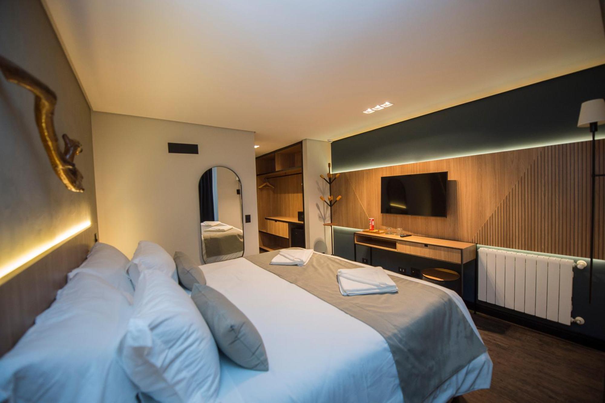 Pinot Hotel Campos do Jordao Luaran gambar